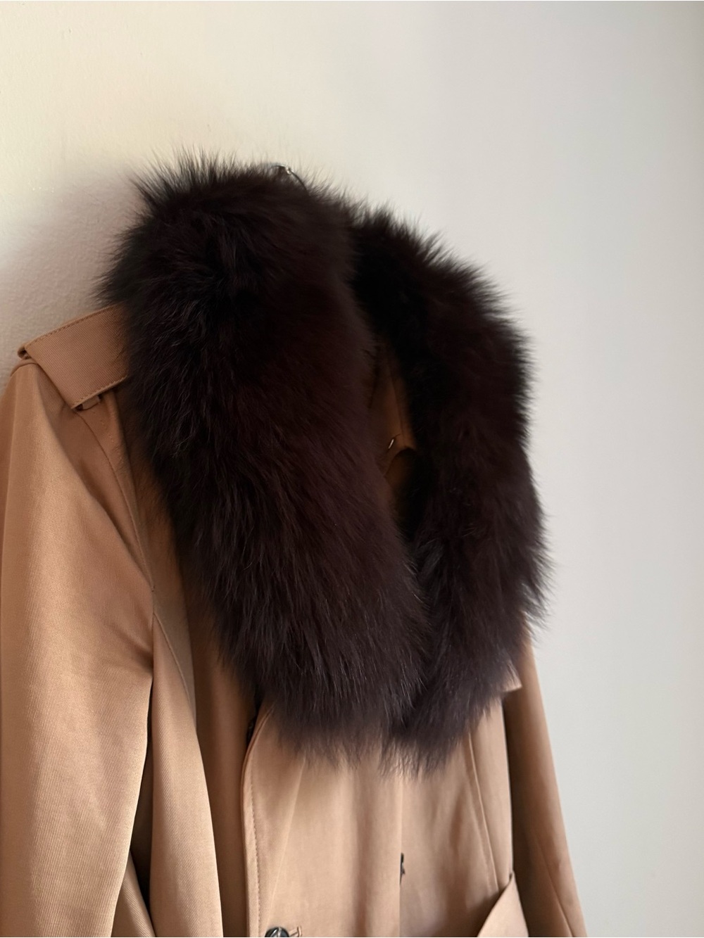 Collar Real Fur Detachable Dark Brown Like New 29”